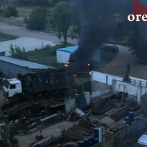 В Оренбурге произошел пожар возле базы металоприема 