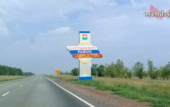 В селе Зеркло прощаются с погибшими и продолжают бороться  с последствиями стихии