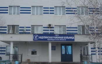 Врачи абдулинской РБ не удержали пациента от необдуманного прыжка (18+)