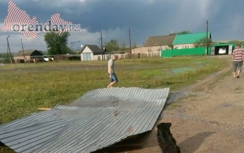 Жители Ташлы подсчитывают ущерб от вчерашнего града