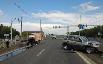На илекской трассе погиб водитель фургона