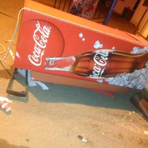 В Оренбурге автомобилист снес уличный холодильник