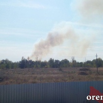 Под Оренбургом горит сухая трава