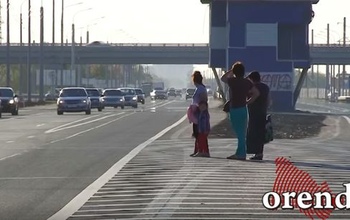 Двойная сплошная отделила жителей поселка 