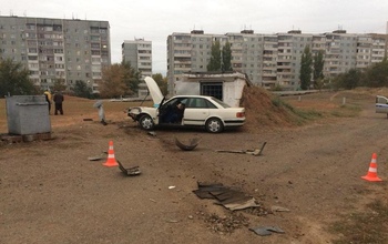 В Оренбурге водитель Ауди погиб в ДТП