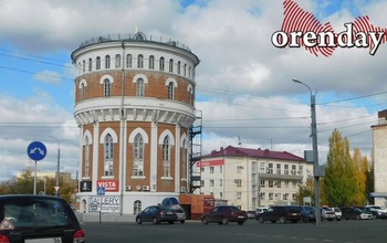 Культурное наследие Оренбурга уродуют вывесками