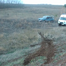 Под Оренбургом легковушка улетела в кювет и перевернулась