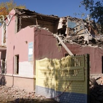 Прокуратура Оренбурга требует снести расселенные аварийные дома