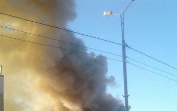 На оренбургском предприятии сильный пожар