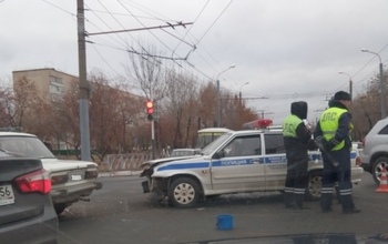 В Оренбурге машина ДПС попала в ДТП
