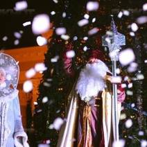 На новогодний декор и главную елку в Оренбурге планируют потратить  2,5 млн. рублей