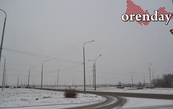 Оренбург укутало снегом: по дорогам можно ехать хоть на санях