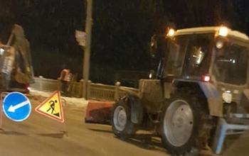 Оренбургские коммунальщики приносят извинения за то, что в часы пик движение из-за них замедляется