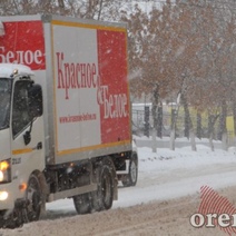 На оренбургском складе алкосети «Красное & Белое» обысков не было