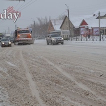 Оренбург худо-бедно справляется с последствиями снегопада