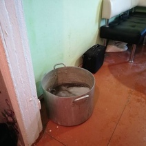 В Оренбуржье малыш утонул в кастрюле на кухне