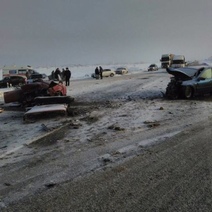 На илекской трассе под Оренбургом произошло тройное ДТП