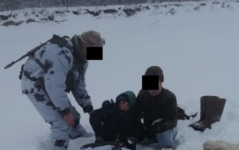 Оренбургские пограничники спасли жизнь горе-нарушителям границы