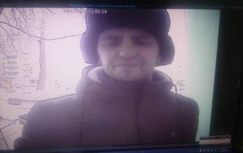 Серия грабежей: в подъездах оренбургских домов с женщин снимали золото