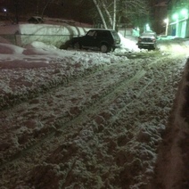 Во дворах Оренбурга дворники есть, а тракторы?