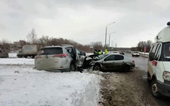 В Оренбурге трое несовершеннолетних пассажиров получили травмы в ДТП