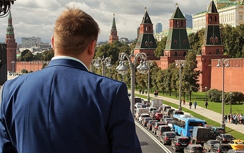 Кто из чиновников получает больше всех