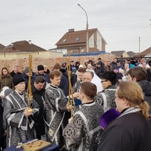 Под Оренбургом освятили строительство новой школы