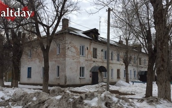 Обвалившуюся крышу в Соль-Илецком округе заделали полиэтиленом
