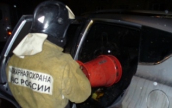 В Оренбурге ночью вспыхнул автомобиль