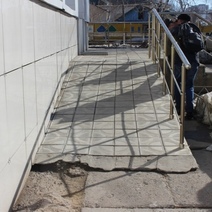 Автовокзалы Оренбурга так и не приспособлены для маломобильных граждан