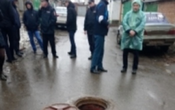 В Бузулуке тело убитого мужчины четыре месяца пролежало в канализационном люке (18+)