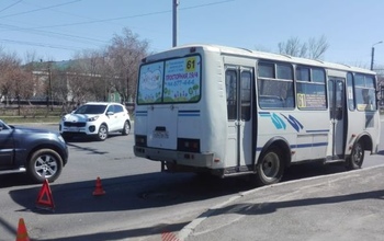 Состояние пожилой оренбурженки, которую автобус протащил по асфальту, удовлетворительное