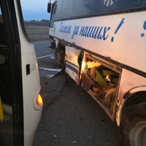 На 36 километре «Обхода города Оренбурга» столкнулись два автобуса и легковой автомобиль