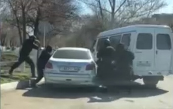 По Оренбургу разъезжало такси с осколочной гранатой