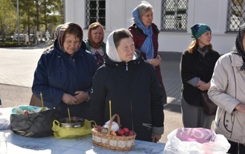 Оренбуржцы отмечают светлый праздник Пасхи