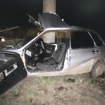 В Орске водитель «ВАЗа» погиб, врезавшись в опору ЛЭП