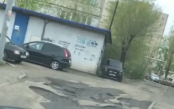 Некоторые оренбургские дворы выглядят как после бомбёжки