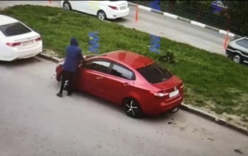 Оренбургский студент с товарищем запугивали казанских автовладельцев