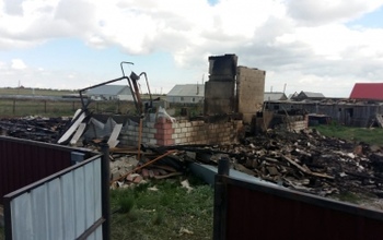 По факту пожара в Адамовке, где погибла семья, возбуждено уголовное дело