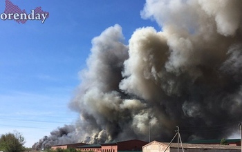 В Илекском районе горят склады с картошкой 