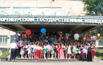 В Оренбургском госколледже за опоздания учащихся заставляли мыть полы