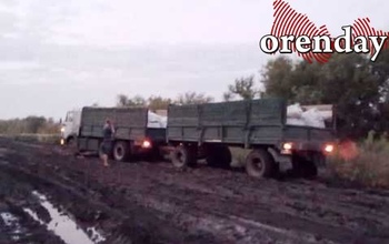 В Саракташском районе детей в школу приходится возить по ужасной дороге