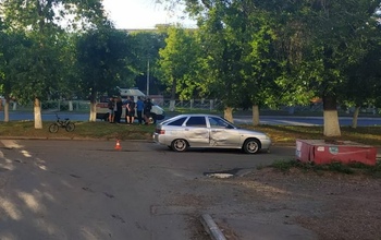 В Оренбурге школьник-велосипедист угодил под колеса 