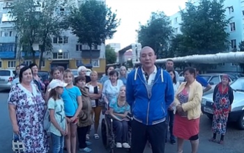 Удушающий запах, дорога через Ростоши: оренбуржцы продолжают записывать обращения к президенту