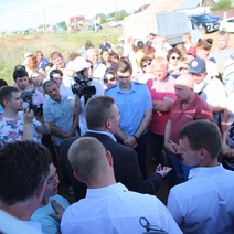 Оренбургская администрация не нашла взаимопонимания с жителями Ростошей