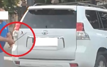В Оренбурге один автомобилист угрожал другому... шампуром
