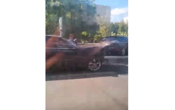BMW и «Лексус» не поделили улицу Чкалова Оренбурга