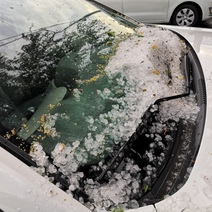 Град некоторым оренбуржцам влетел в копеечку