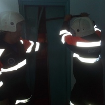 В оренбургской многоэтажке заклинило лифт с двумя детьми