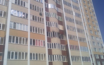 В Оренбурге на пожаре на улице Донковцева спасли 10 человек